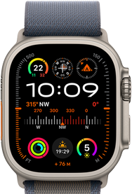 Apple Watch Ultra 2 mit dem Alpine Loop in Blau und einem Zifferblatt mit Komplikationen wie GPS, Temperatur, Kompass, Hhe und Fitness Messwerten