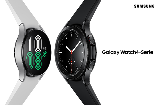 Zwei Samsung Galaxy Watches vor einem weißen Hintergrund.