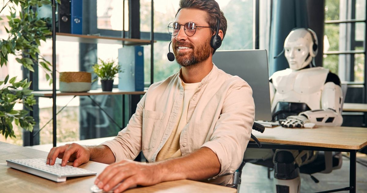 AI-enabled Contact Center Schmuckbild