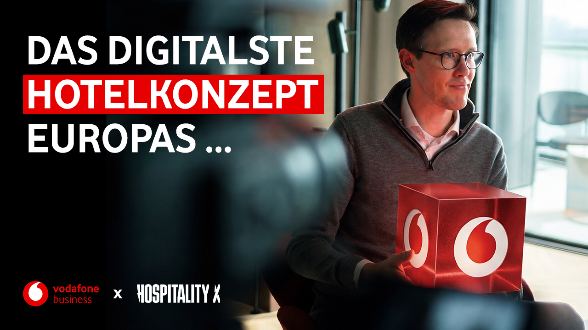 Portraitfoto von Tobias Oberdieck, Gründer von Hospitality X