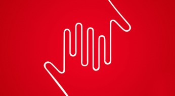 Vodafone_Facebook_1080x1080px hands-edited