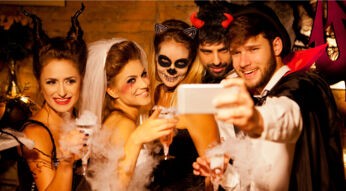 Halloween-Apps für mehr Partyspaß und noch mehr Gruseleffekte.