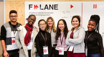 32894008665_ae2147c8c3_k-003