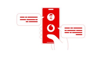 Auf dem Werbebild zu Vodafone WhatsApp ist ein rotes Smartphone mit Vodafone-Logo zu sehen, das in einer Hand gehalten wird. Neben dem Display erscheinen zwei stilisierte Chatblasen mit roten Textzeilen. Oben ist ein kleines Profilbild einer Person dargestellt. Die Grafik wirkt modern, klar und auf digitale Kommunikation ausgerichtet.
