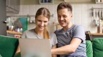 Paar entsperrt Windows 10 mit Hardware-Key