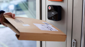 Digitaler Concierge: Cido öffnet Paketboten die Tür – und kann noch viel mehr