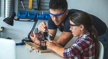 Roboterwettbewerbe für kleine und große Zukunftsmacher