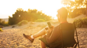 smartphone-campingstuhl-gigacubeontour