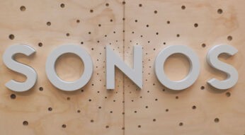 Das Logo des Herstellers Sonos, dessen Lautsprecher auch mit dem Google Assistant kompatibel sind.