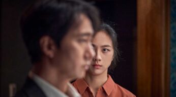 frau-im-nebel-header