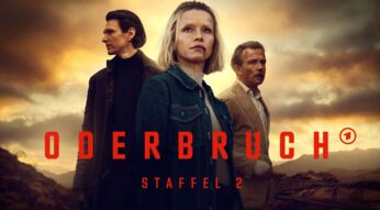 Quito (Sabin Tambrea), Maggie (Karoline Schuch) und Zajak (Lucas Gregorowicz) posieren für Staffel 2 der Serie "Oderbruch".