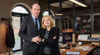 Herbert Knaup und Sabine Postel aus der TV-Serie „Die Kanzlei“.