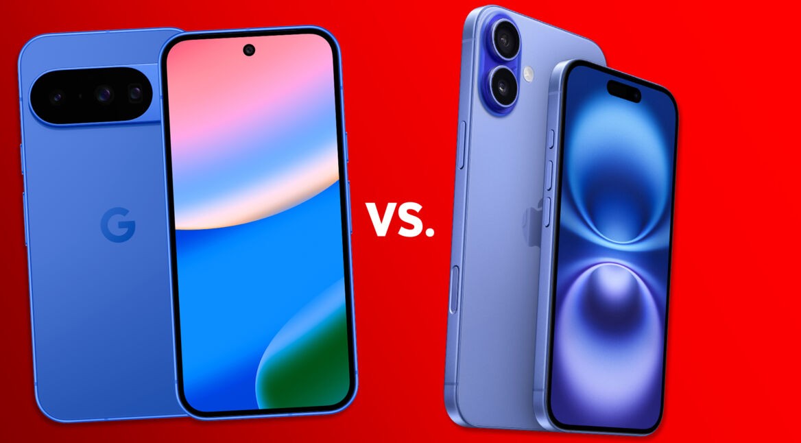 Das Pixel 10 von Google ist in Blau links, das iPhone 16 von Apple ebenfalls in Blau rechts zu sehen.
