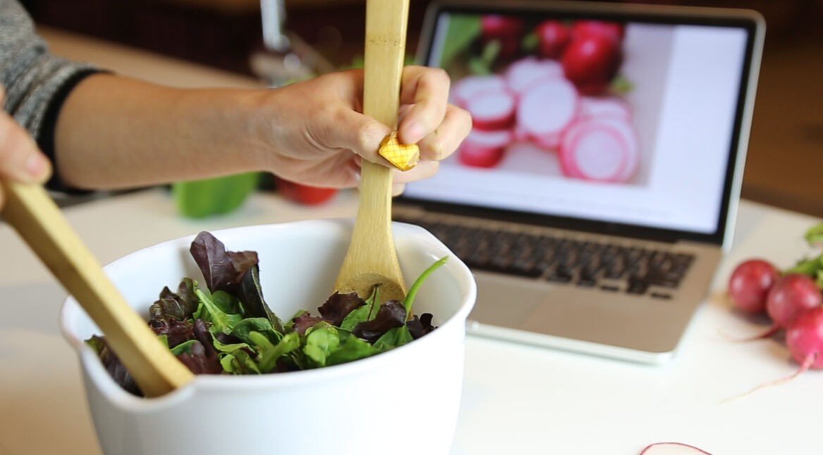 MIT-Thumbnail-Trackpad-05-press
