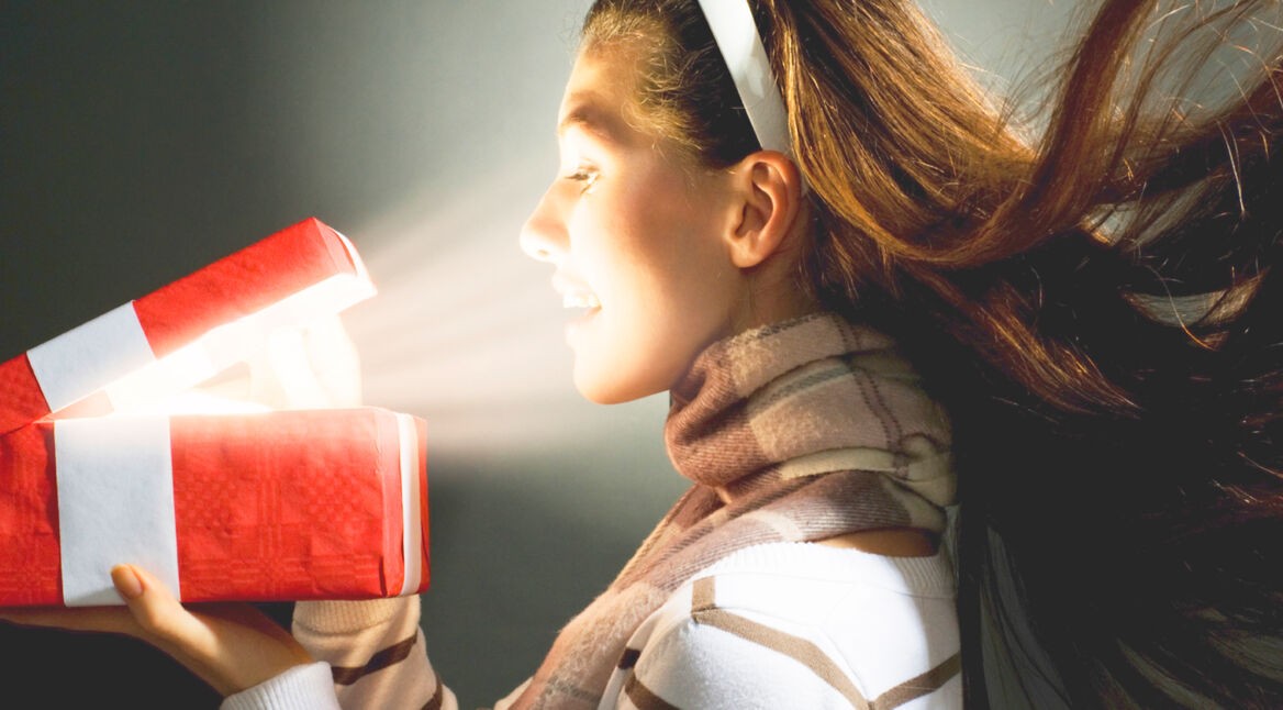 x-mass magic present