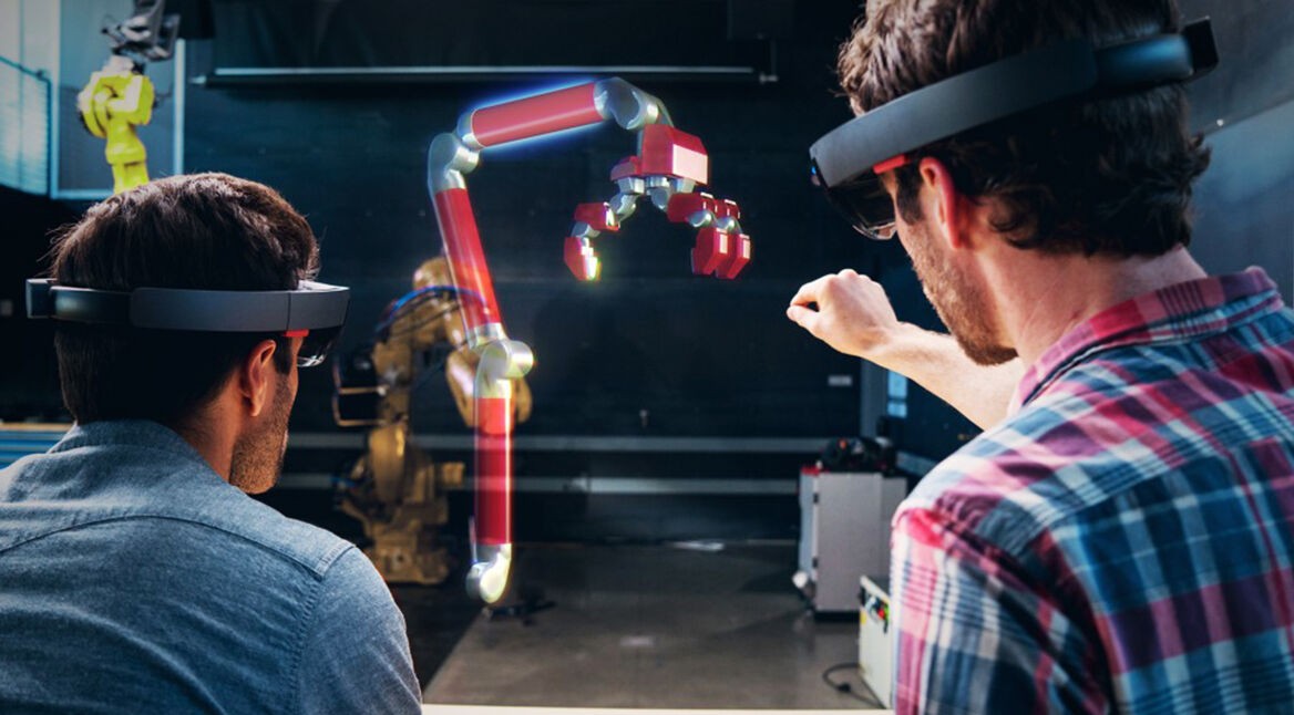 HoloLens-Autodesk-Fusion-360_hero-edited