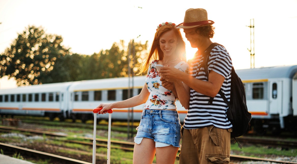 Bahn_Bus_Ferien_App_Smartphone_Urlaub_Trip_featured_Vodafone-2