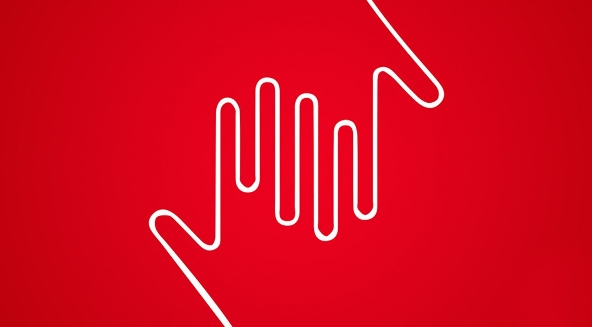 Vodafone_Facebook_1080x1080px hands-edited