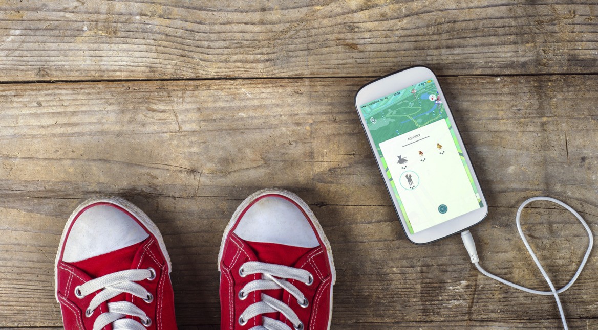 pokemon_11-1920x1000-b