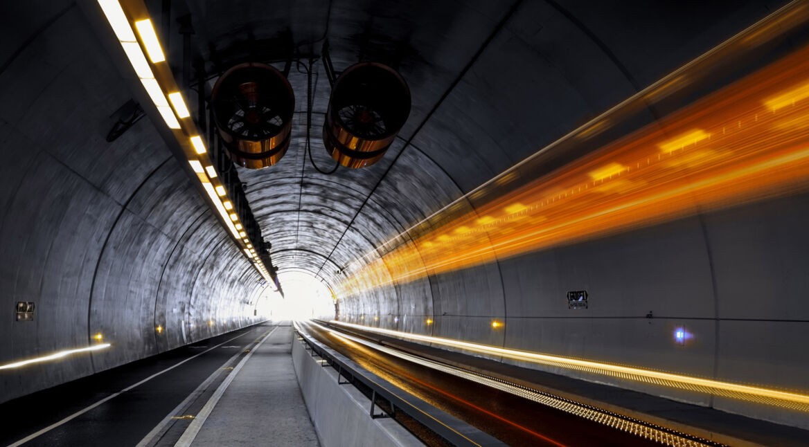 tunnel-header