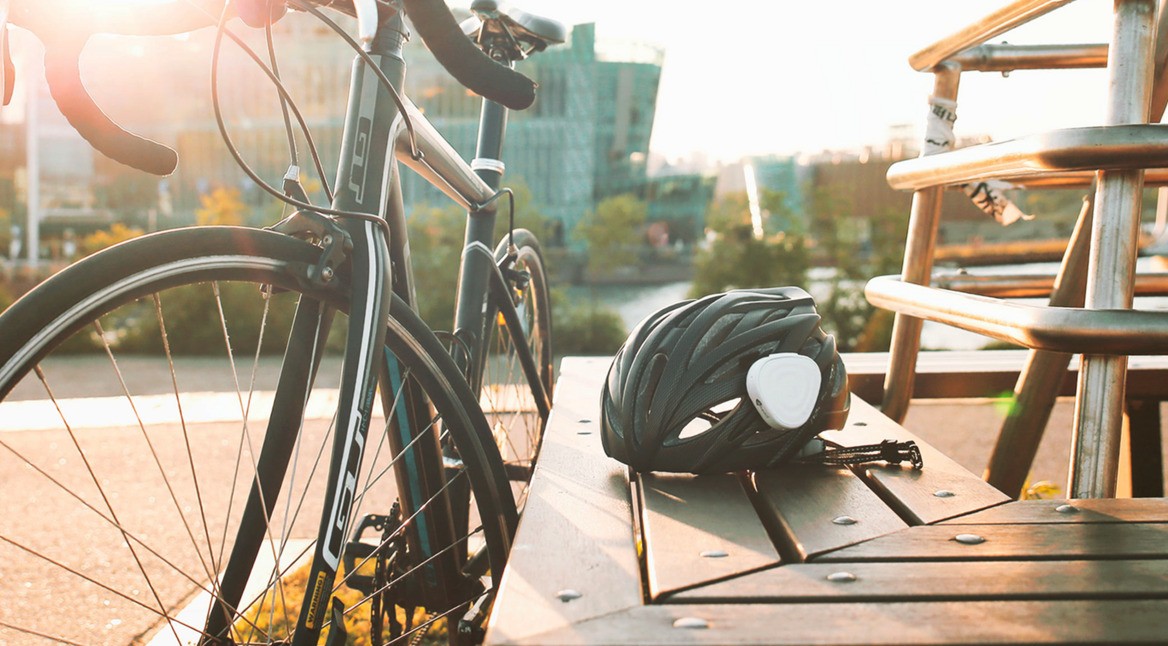 ahead helm smart gadgets smartphone fahrrad musik telefonieren tracker technik featured vodafone