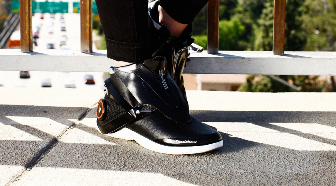 Digitsole Smart Schuhe Shoes Sneaker Gadgets Wearables featured Vodafone