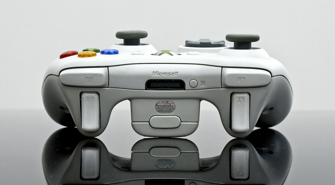 Der Xbox 360 Controller lässt sich mit dem PC verbinden.