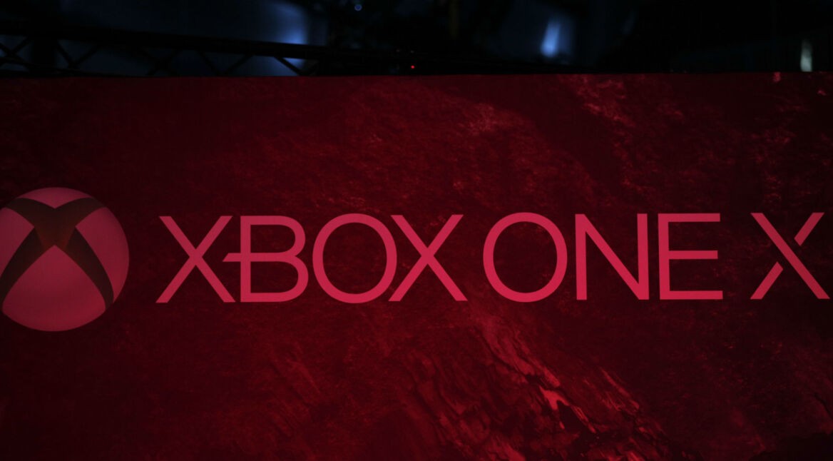 Banner für die Xbox One X.