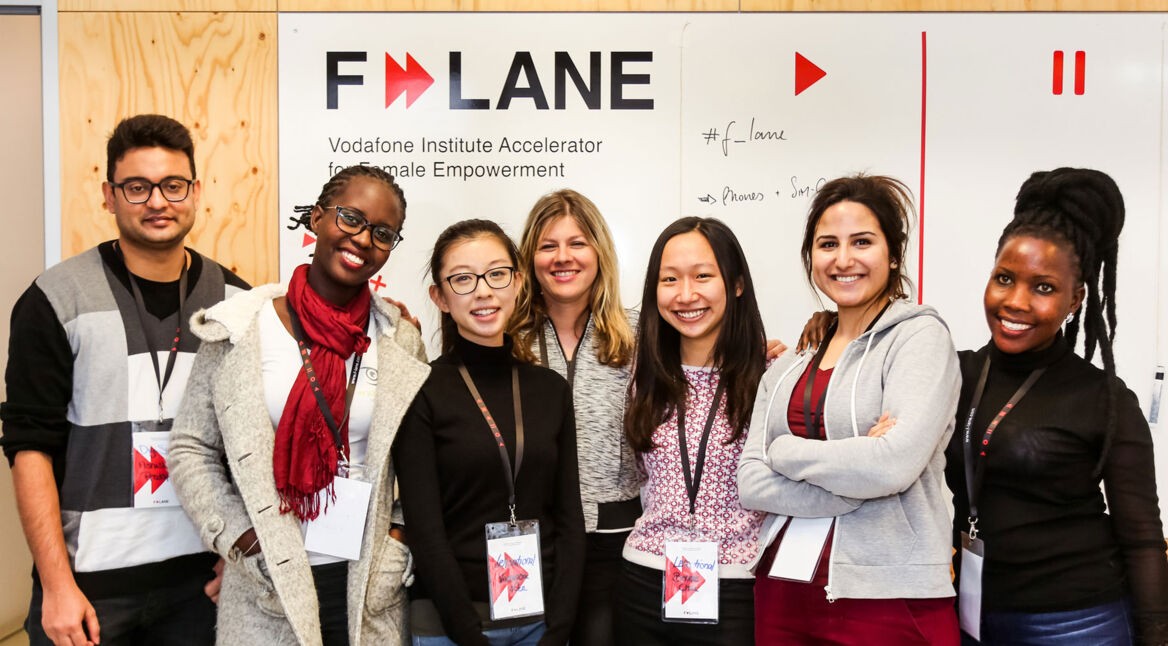 32894008665_ae2147c8c3_k-003