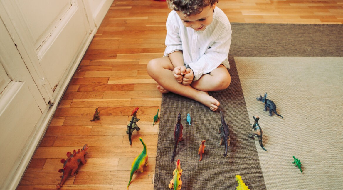 Roboter-Dinos helfen Kids beim Programmieren lernen