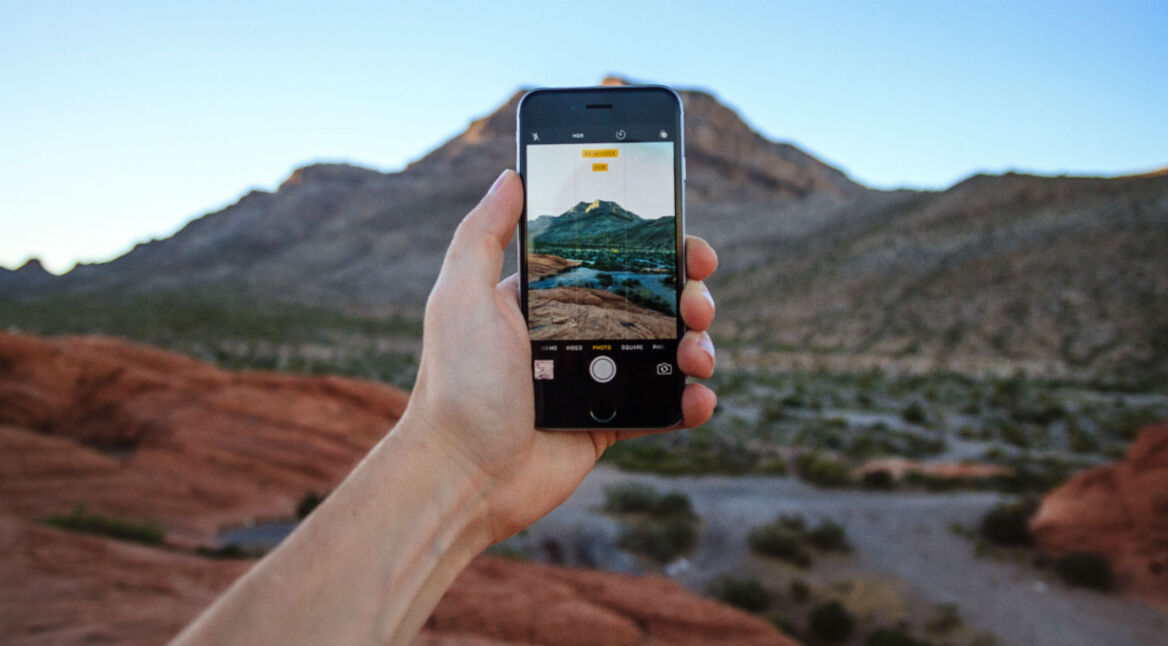 iPhone-Kamera nimmt die Landschaft auf.