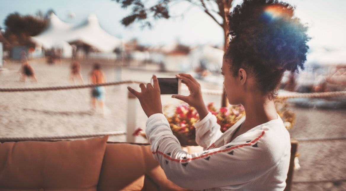 Mit dem Smartphone ein Video drehen.