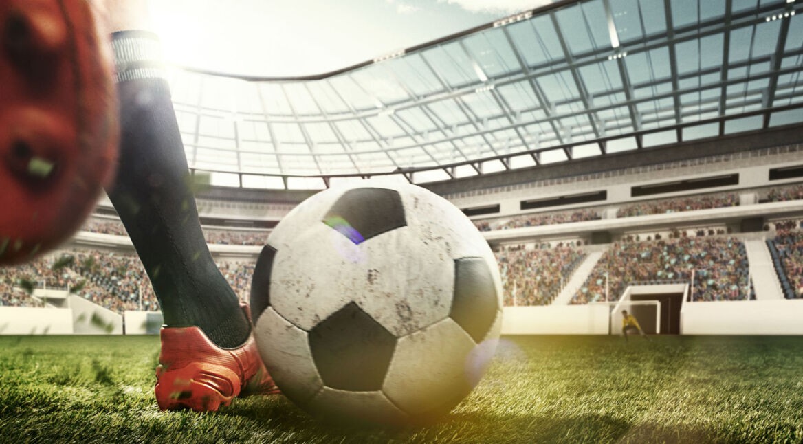 Fußballer auf dem Fußballfeld.