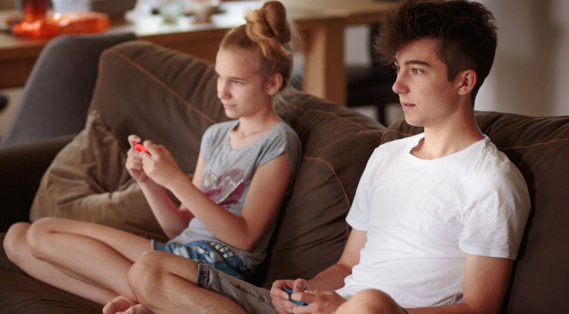 Nintendo Switch auf de Couch