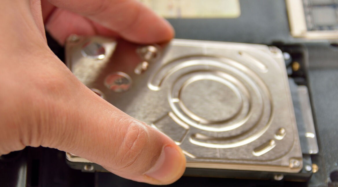 Festplattentausch bei einem Laptop