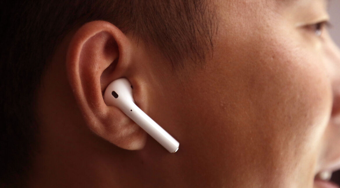 AirPod im Ohr