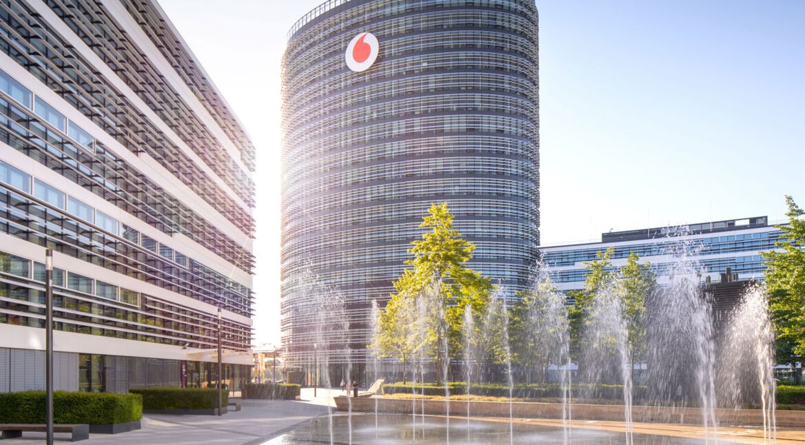 Vodafone Zentrale in Düsseldorf. Gigabit Company.