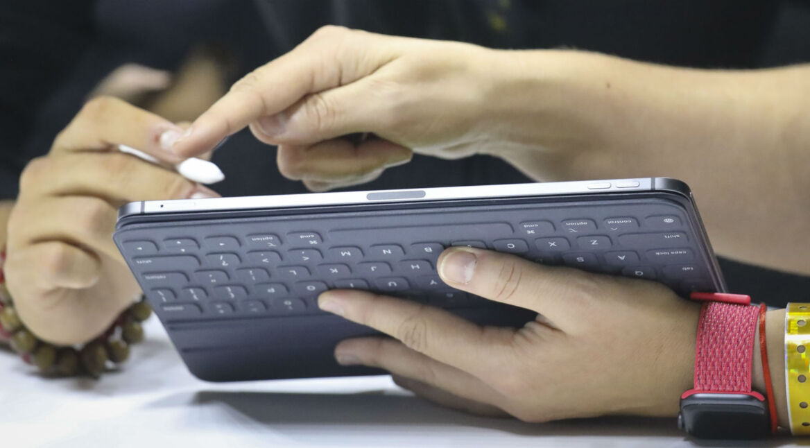 Das neue iPad Pro wird getestet.