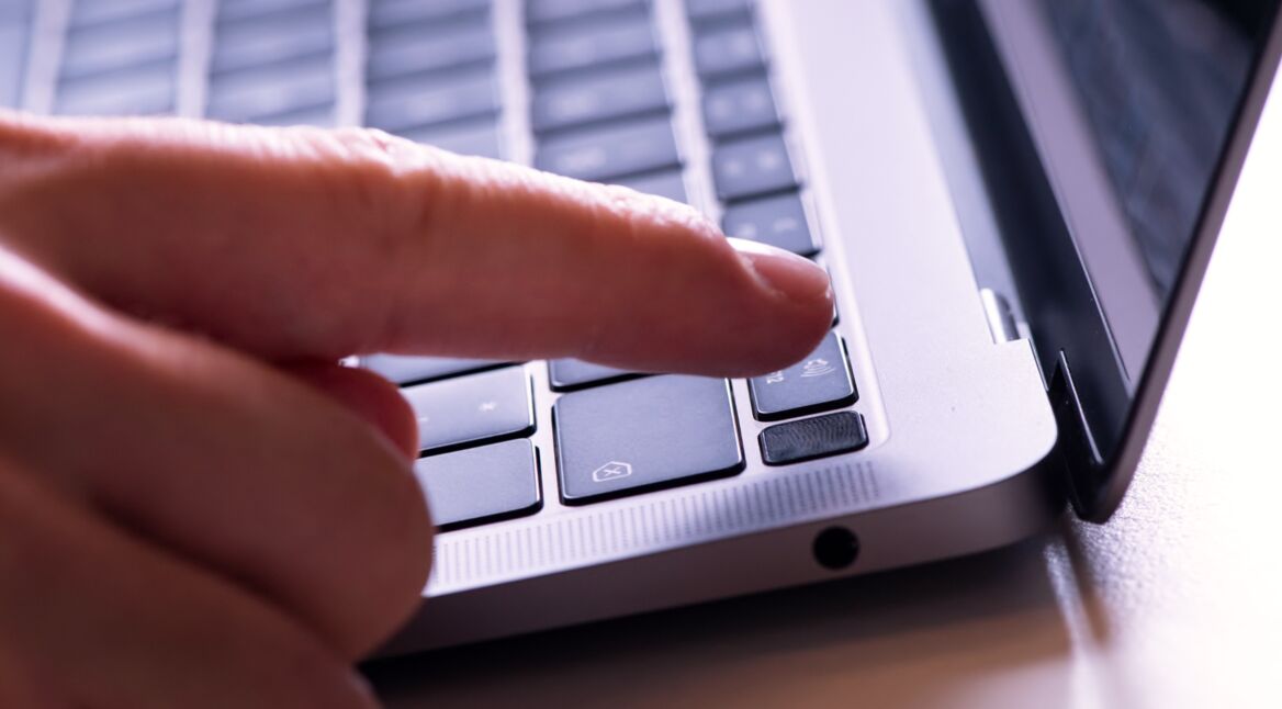 anwendung von touch id auf einem macbook air