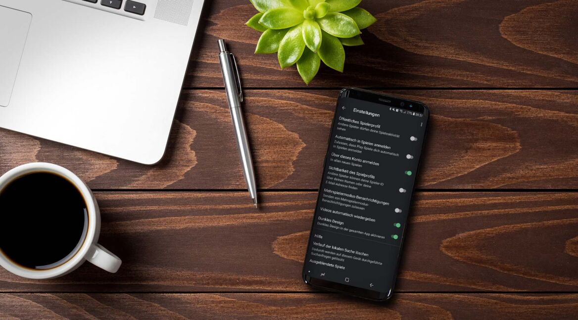 Den Dark Mode der Google-Play-Spiele-App aktivieren.