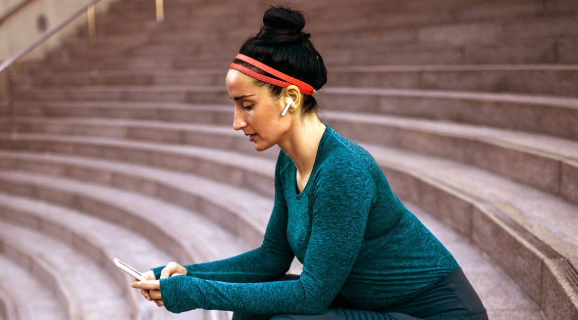 Samsung Galaxy Buds vs. Apple AirPods