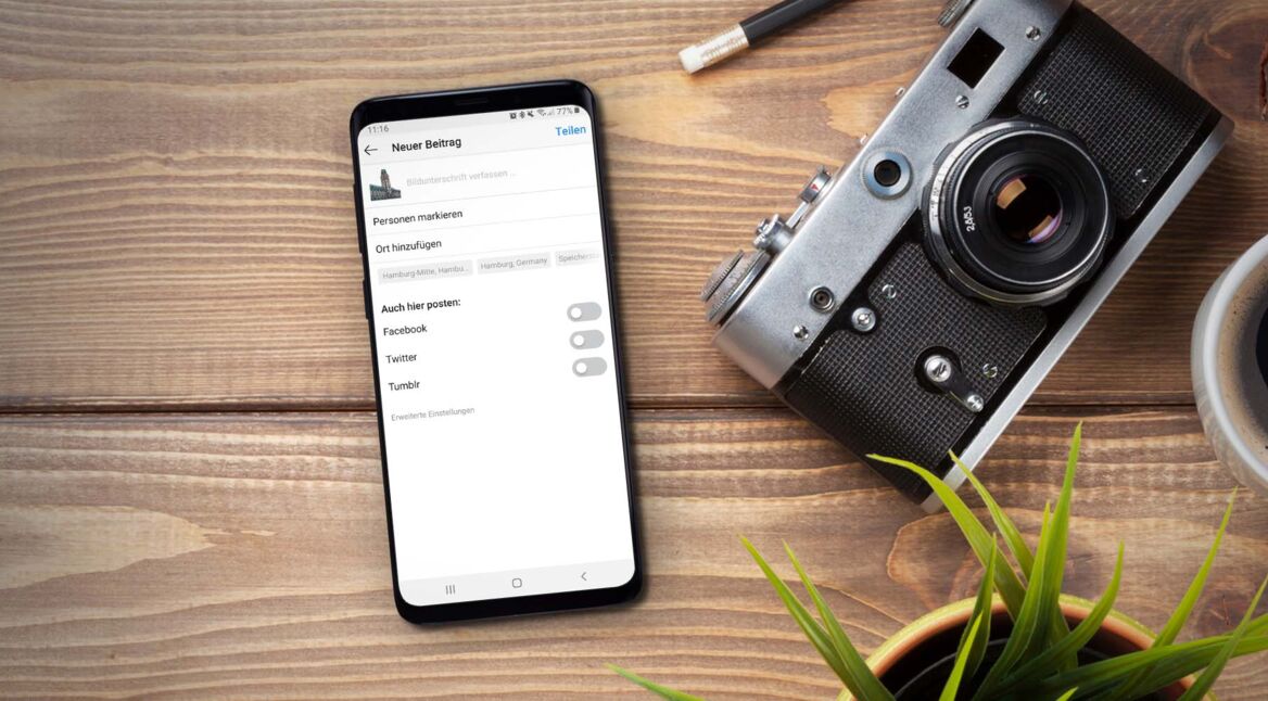 Am Smartphone bei Instagram einen neuen Beitrag verfassen.