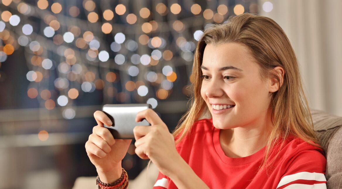 Gamerin streamt Android-Spiel auf Twitch