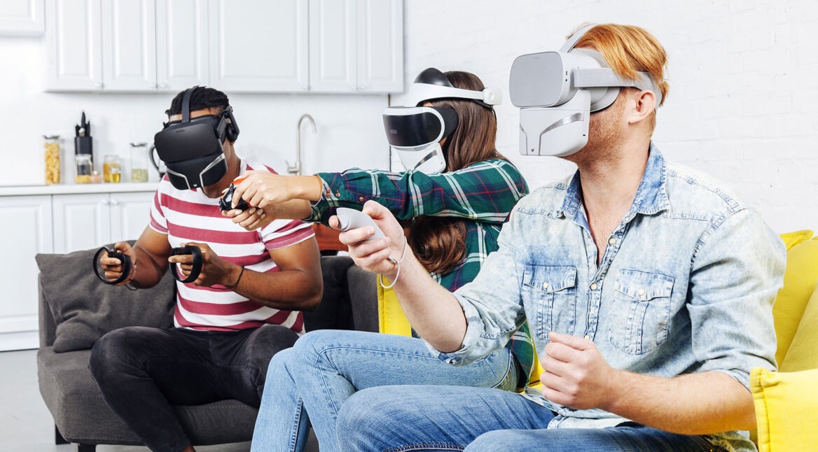 feelreal-virtual-reality-maske-games-spielen-mit-geruechen