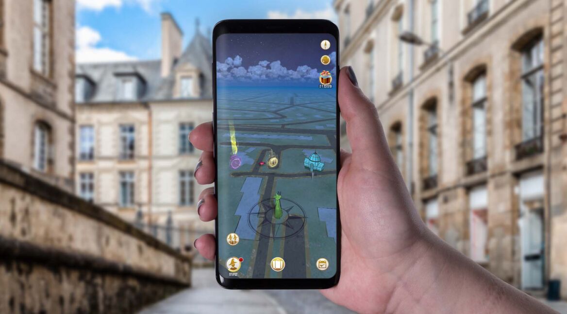 Das AR-Game Harry Potter: Wizards Unite am Smartphone spielen.