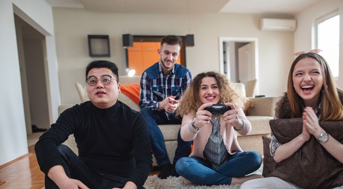 Freunde zocken die PS-Now-Spiele