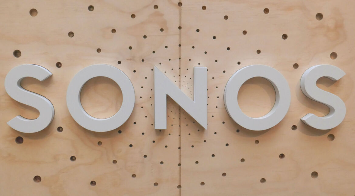 Das Logo des Herstellers Sonos, dessen Lautsprecher auch mit dem Google Assistant kompatibel sind.