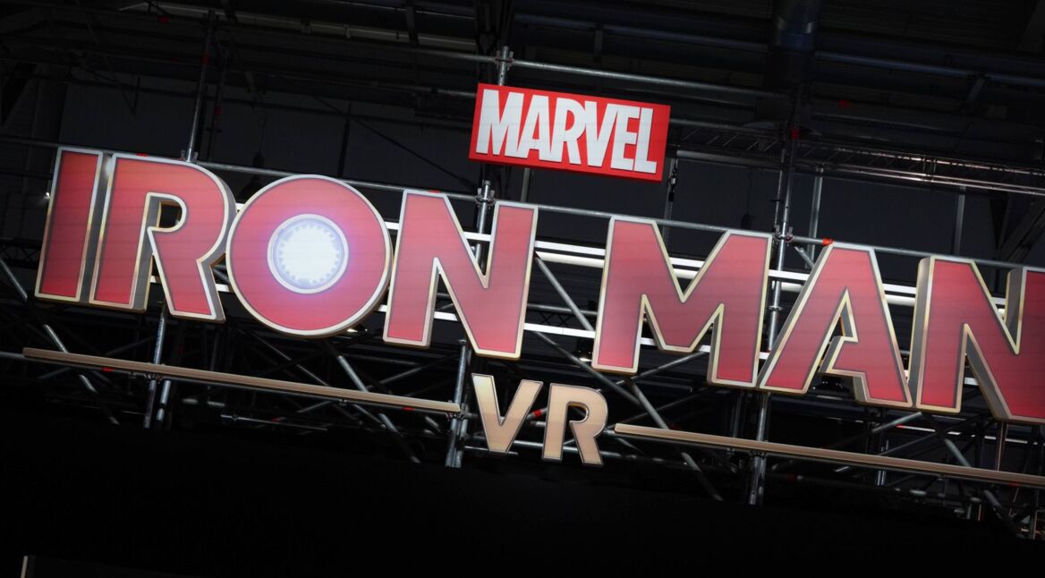 Das Logo für Marvel's Iron Man VR.