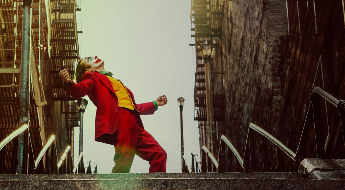 joker-featured-filmkritik-header-warner-bros