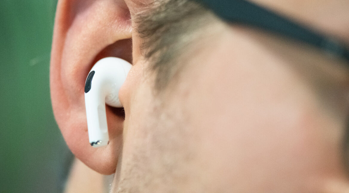 AirPods: Audio teilen – so lässt Du Deine Freunde mithören